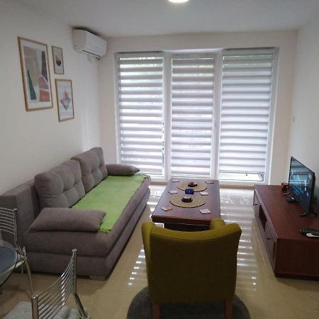Apartman "N" Srebrno Jezero Ostrovo Esterno foto
