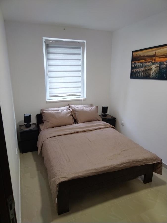 Apartman "N" Srebrno Jezero Ostrovo Esterno foto
